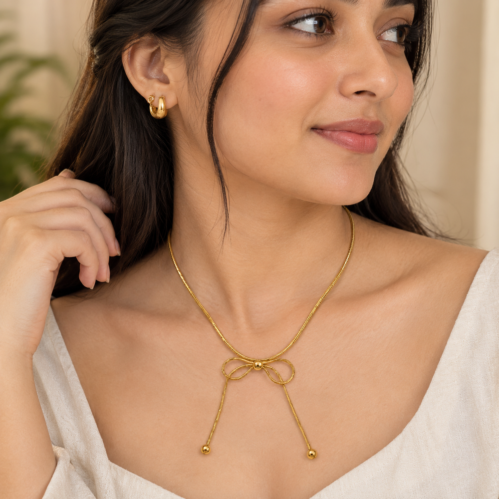 Celeste Bow Pendant Necklace – 18K Gold-Plated