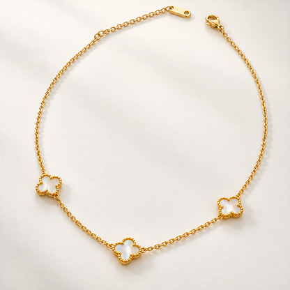 Clover Charm Necklace – 18K Gold-Plated