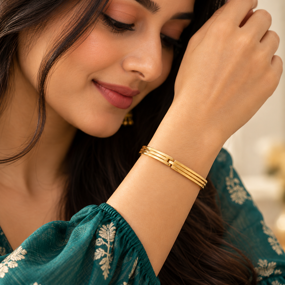 Triple-Line Minimalist Cuff – 18K Gold-Plated