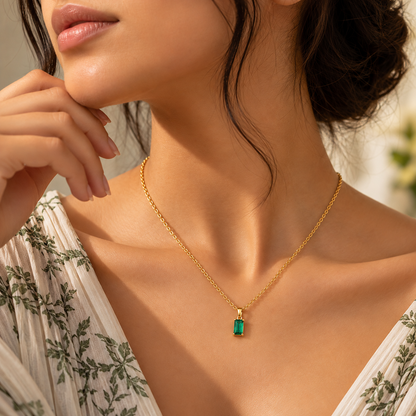 Emerald-Cut Green Pendant Necklace – 18K Gold-Plated